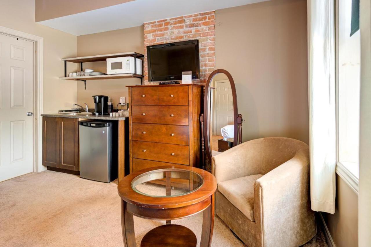 The Avonlea Inn Stratford Esterno foto